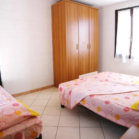 In 24957 Apartment